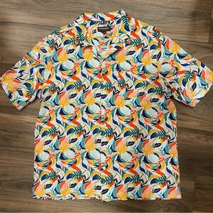 Johnston & Murphy Large Short Sleeve Tropical Button Down